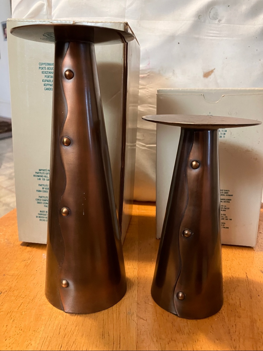 New.  Set of 2. Partylite copper stands for pillar candles with swirl design - Picture 9 of 9